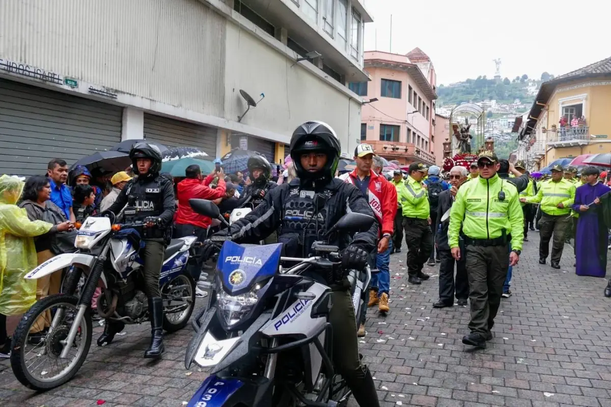 Ecuador activa masivo despliegue policial con 57 mil uniformados para custodiar el feriado de Semana Santa., X: @PoliciaEcuador