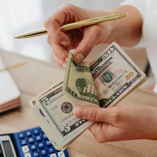 Pago de utilidades en Ecuador: ¿Qué empresas no están obligadas a cumplir con este beneficio laboral?