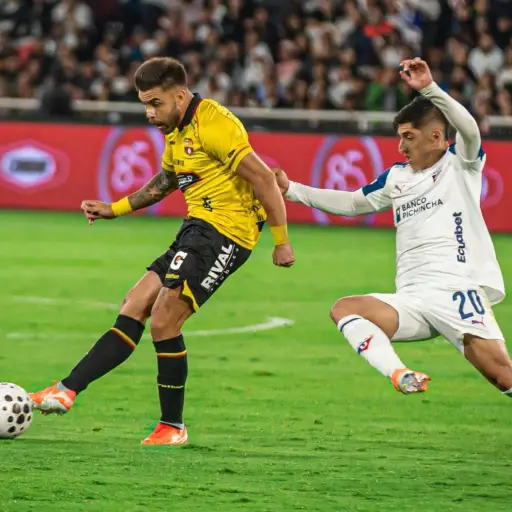 Barcelona SC vence 2-0 a Liga de Quito y salta al segundo puesto de la tabla de posiciones