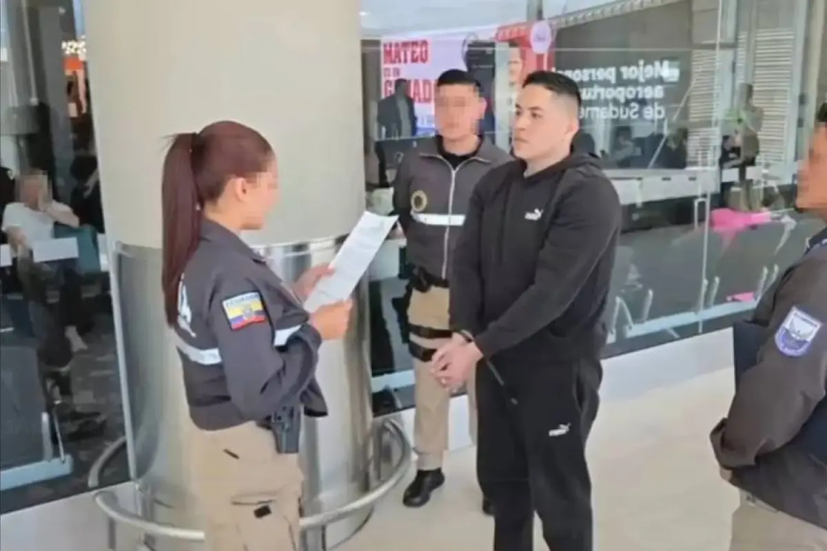 La captura del exmilitar acusado de femicidio ocurrió en Perú y luego fue entregado a las autoridades de Ecuador., ED