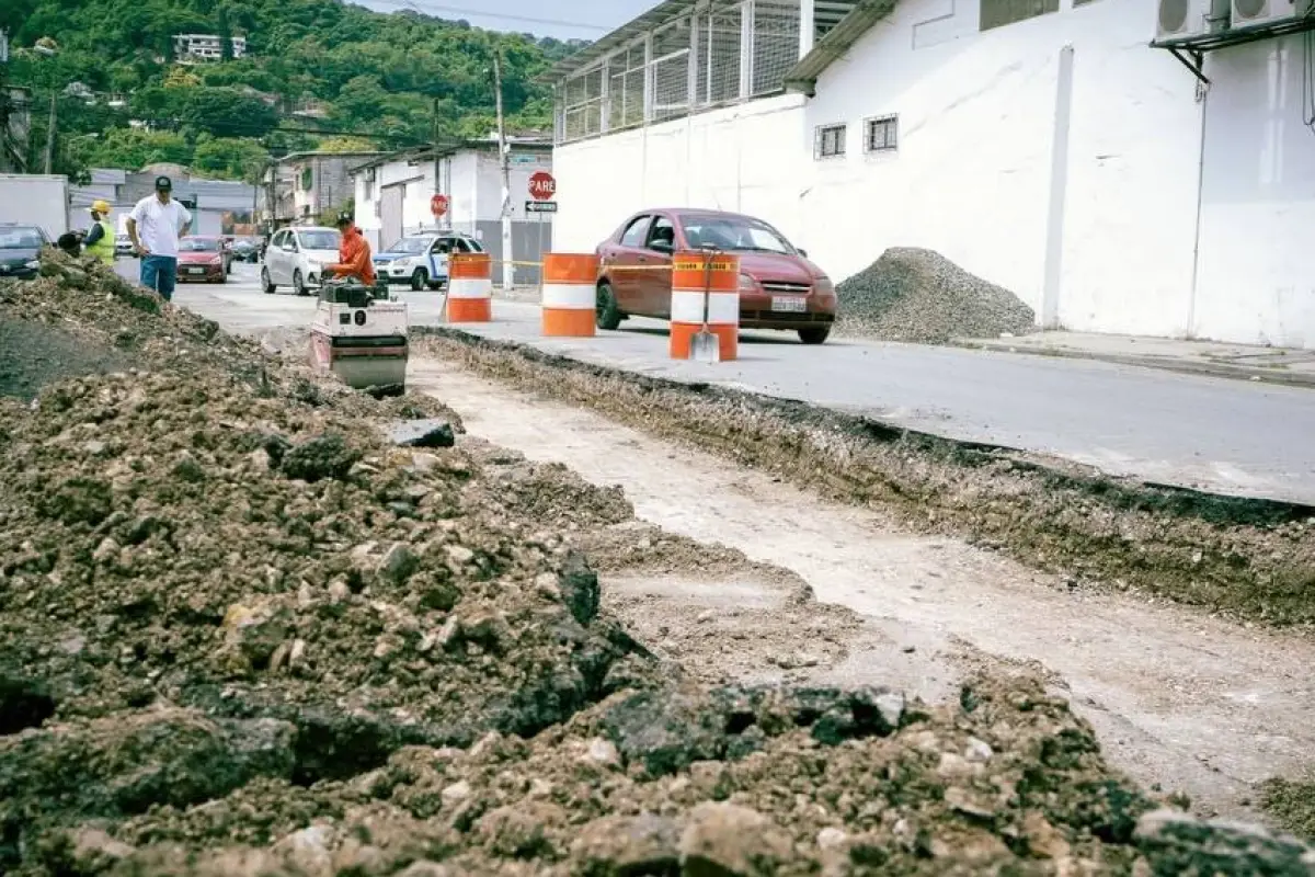 Mejoras en infraestructura vial: obras continúan en San Felipe, Mapasingue Oeste y El Paraíso