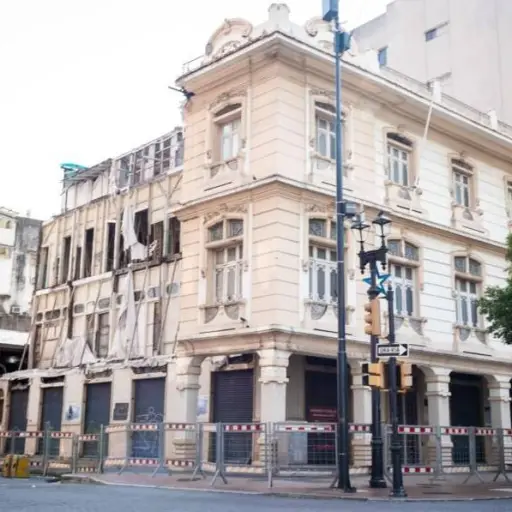 Colapso parcial de la Casa Tola en Guayaquil evidencia fallas estructurales y antitécnicas