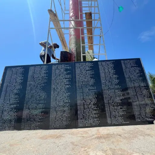 Mejoran el monumento a Los Caídos para conmemorar el décimo aniversario del 16A