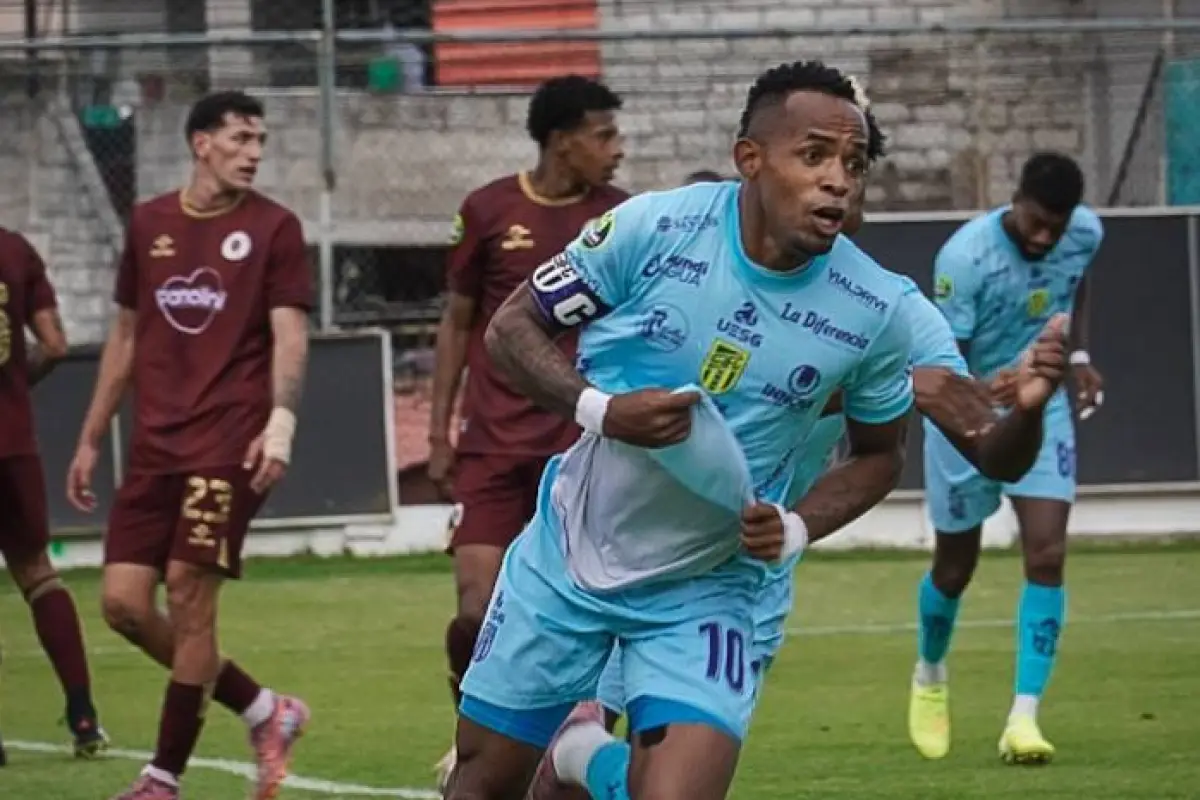 Danne González marcó el gol del triunfo de 9 de Octubre ante Vinotinto FC