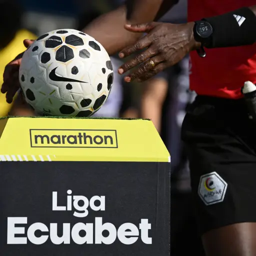 Ecuador queda fuera de la lista de árbitros CONMEBOL para el Mundial 2026  