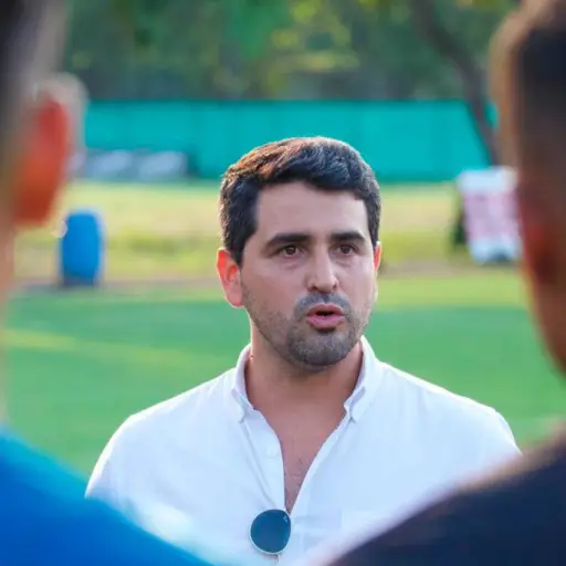 José David Jiménez cuestiona errores arbitrales en siete partidos de Emelec tras empate ante Universidad Católica  