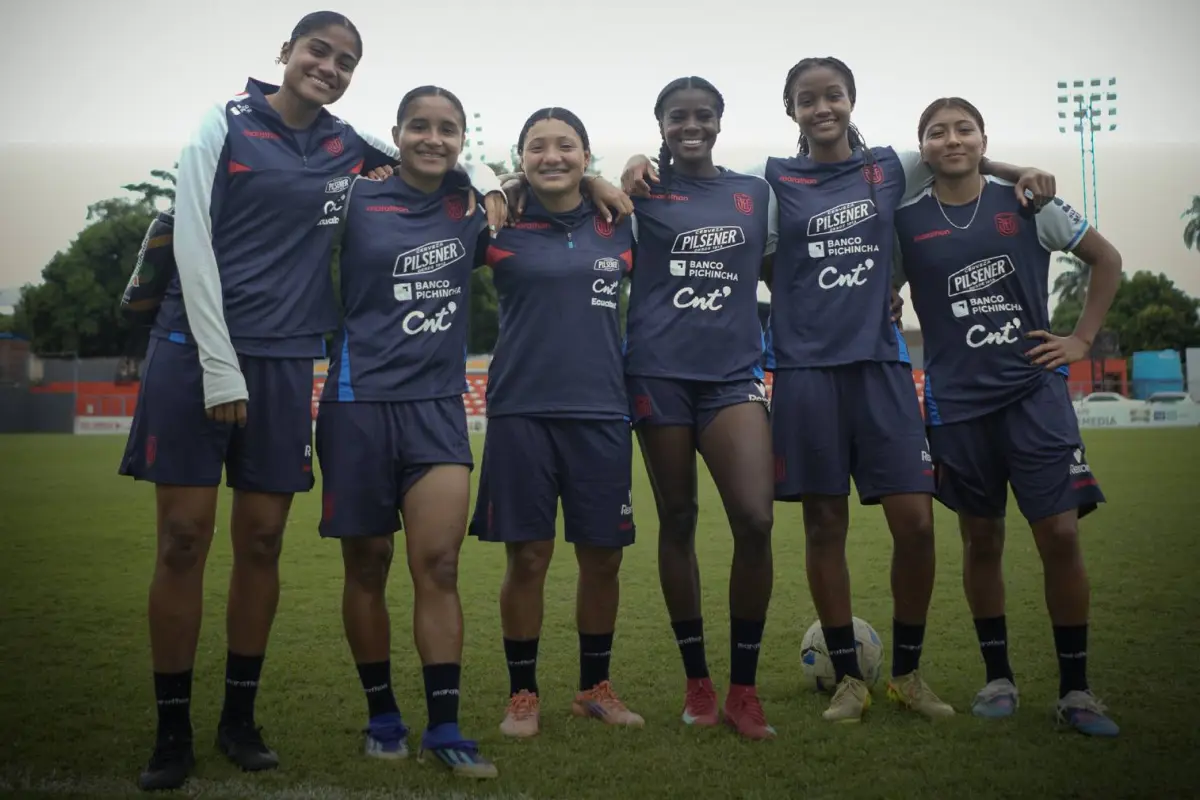 Jugadoras ecuatorianas listas para enfrentar a Paraguay