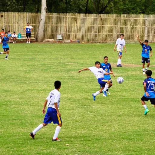 Asociación de Escuelas de Fútbol de Portoviejo gestiona terrenos para canchas y sede