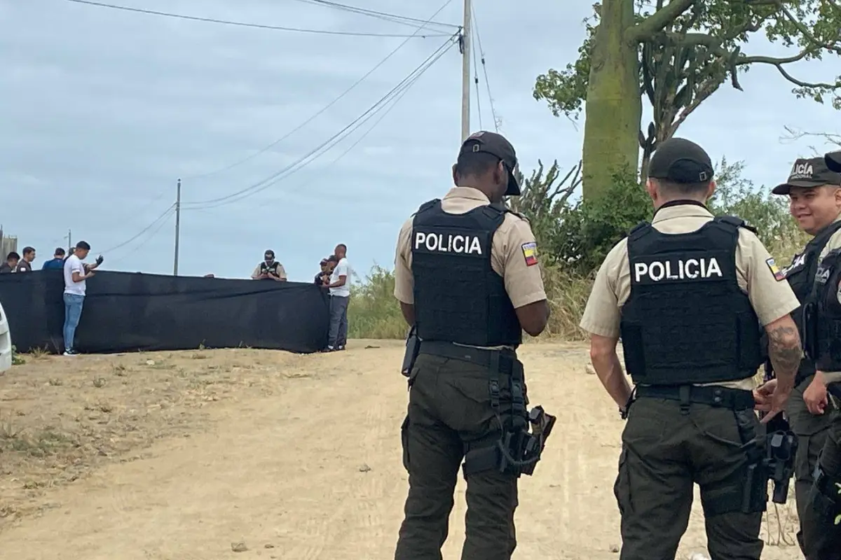 Noche y madrugada sangrientas: tres ataques dejan cinco muertos en Manabí