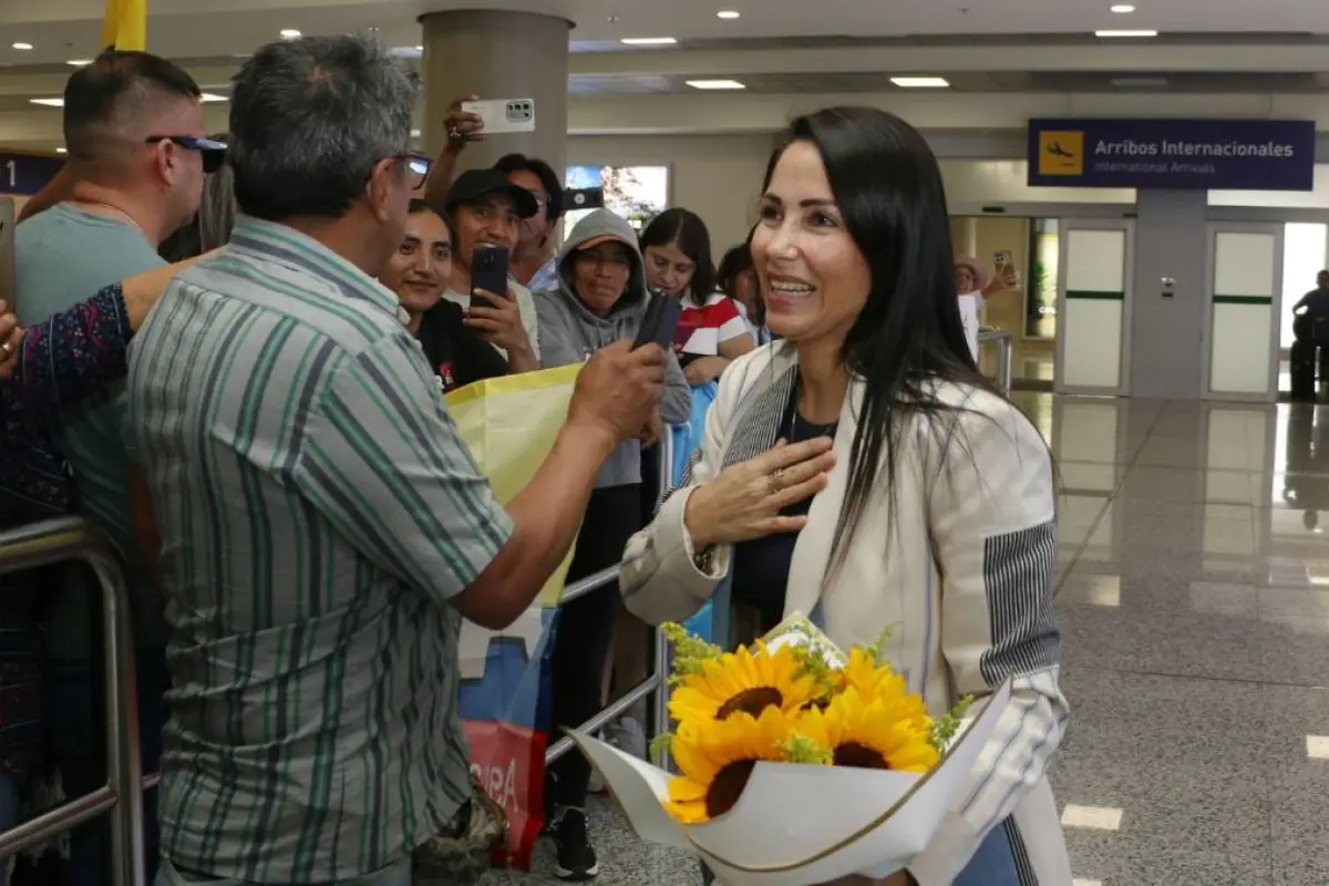 ¿Luisa González confirma su candidatura a la Prefectura de Manabí? Esto dice la dirigente de Revolución Ciudadana.