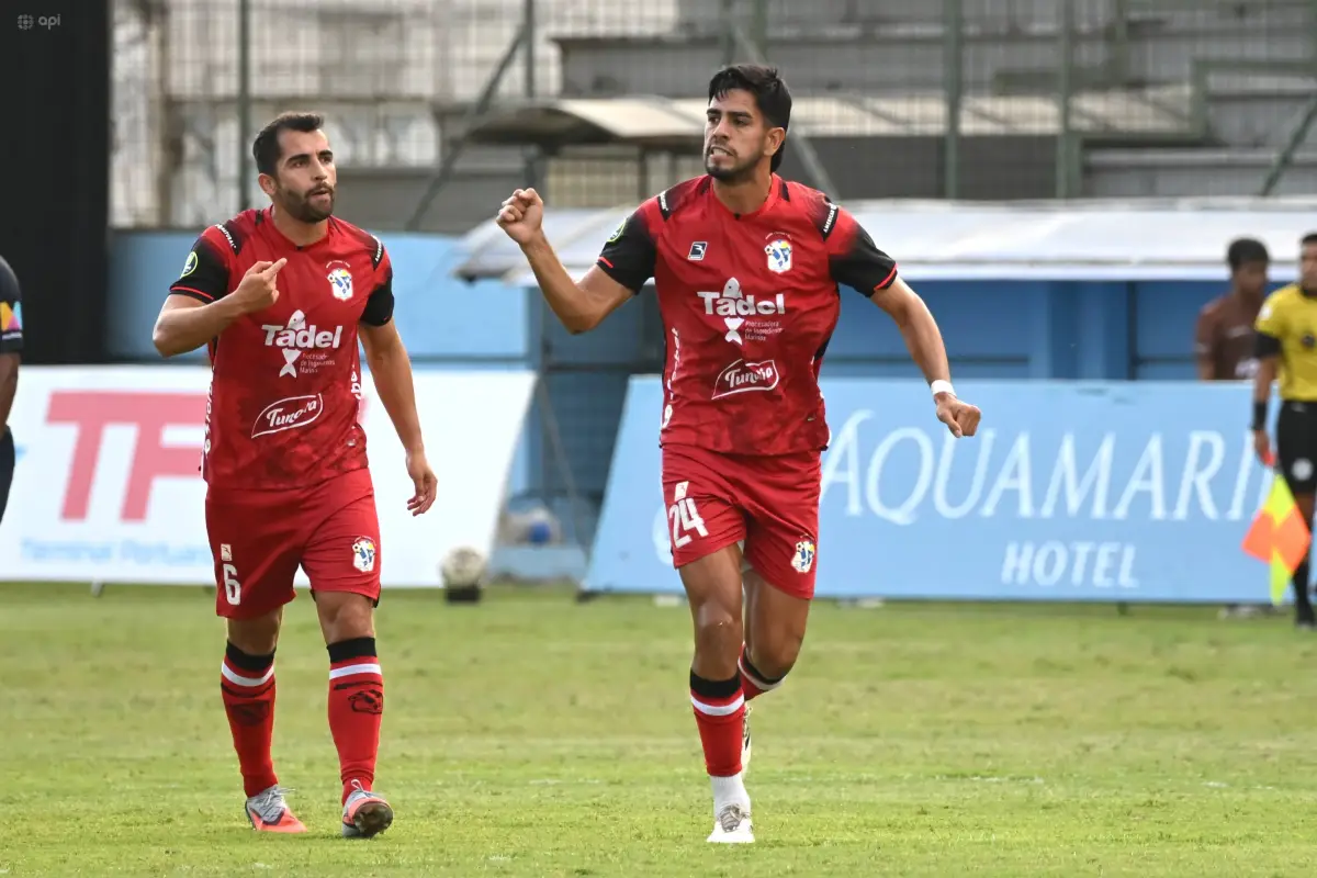 Octavio Moscarelli anotó el gol del triunfo del Manta FC., API