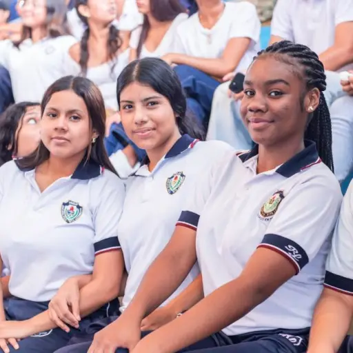 El Ministerio de Educación aclara los alcances de la regulación sobre el uso de celulares en las aulas