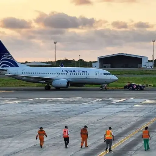 Marcelo Loor, exministro de Transporte, insta a retomar la delegación internacional del Aeropuerto Eloy Alfaro de Manta