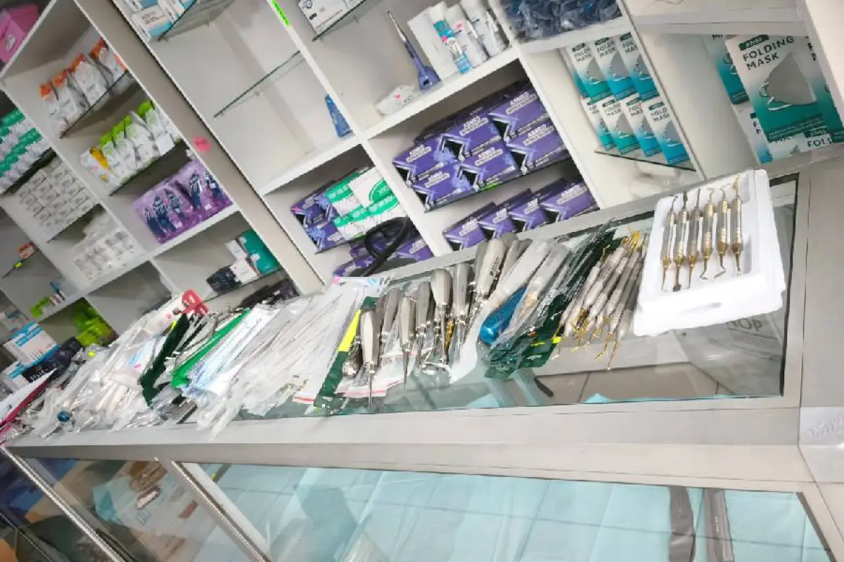 Cuenca Arcsa detecta más de mil dispositivos médicos irregulares en distribuidora