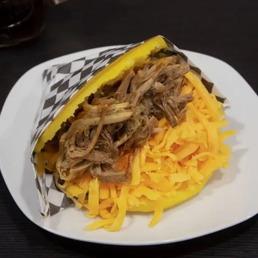 Arepa de carne mechada: ingredientes y preparación paso a paso