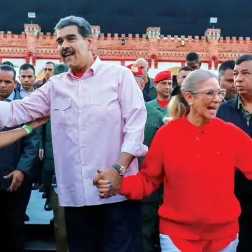 Estados Unidos autoriza al Gobierno de Venezuela el pago de la defensa legal de Nicolás Maduro y Cilia Flores