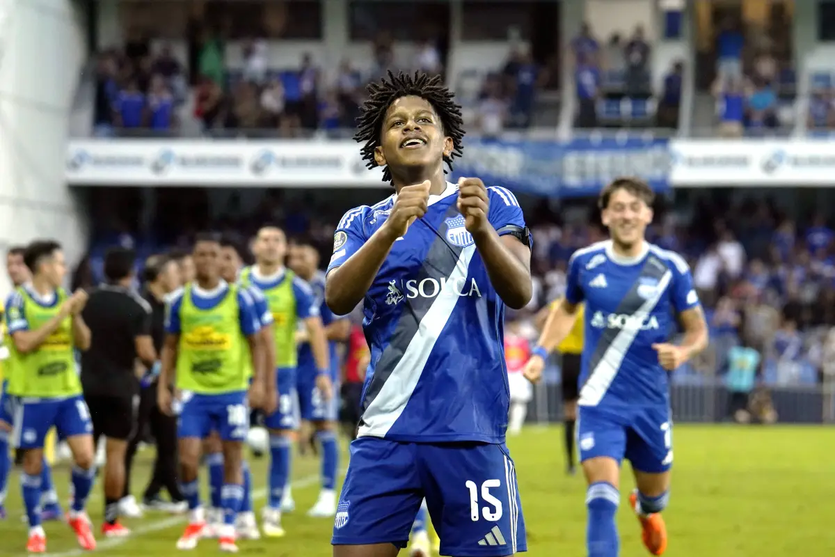 Luis Fragozo le dio la victoria a Emelec ante Liga de Quito