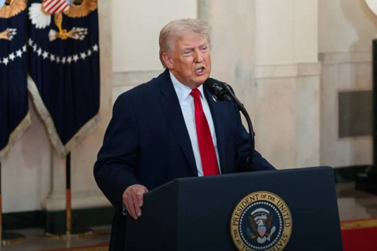 Donald Trump es evacuado de la Cena de Corresponsales tras registrarse disparos en el hotel Hilton.