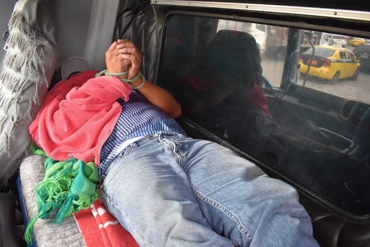 El conductor fue golpeado y amarrado en el camarote., Diario Centro