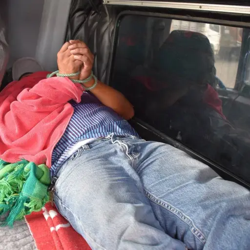 Asalto en carretera: roban camión y abandonan a conductor en Santo Domingo