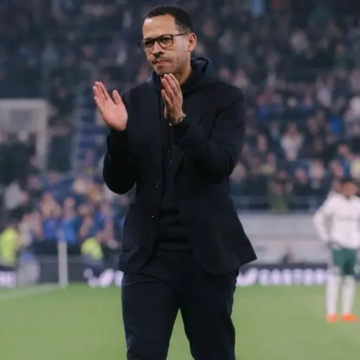 Chelsea FC de Caicedo despide a Liam Rosenior como entrenador principal por malos resultados