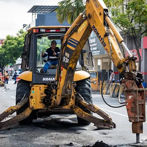 Obras públicas ejecutan plan progresivo de mantenimiento en vía estratégica de Guayaquil