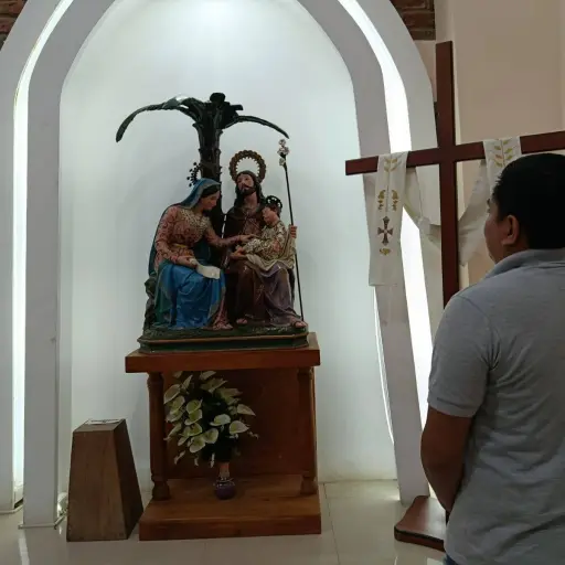 Una celebración religiosa y popular en honor a la Sagrada Familia de Manta