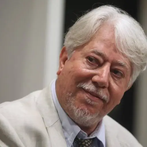 Adiós a Luis Puenzo: el director que llevó a Latinoamérica al Oscar