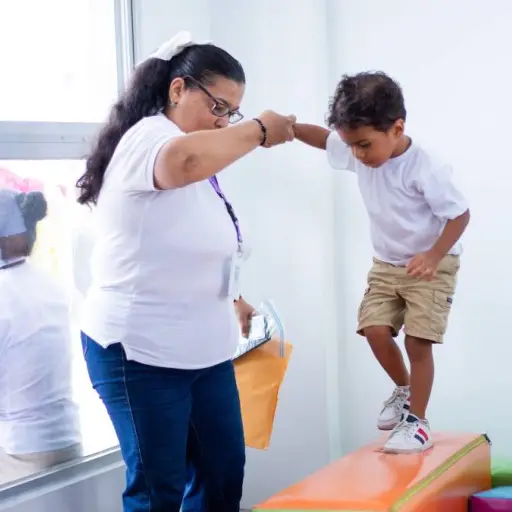 El Gobierno incorpora más de 2 mil nuevos docentes al sistema educativo público de Ecuador