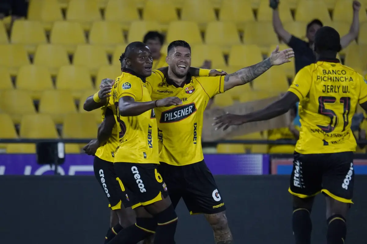 El partido se jugó en el estadio Monumental, en Guayaquil., API