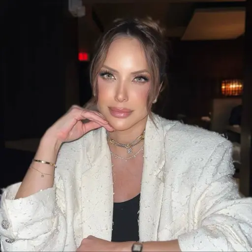 Érika Vélez estalla por críticas y reflexiona sobre belleza y redes: “Voy a envejecer como todos”
