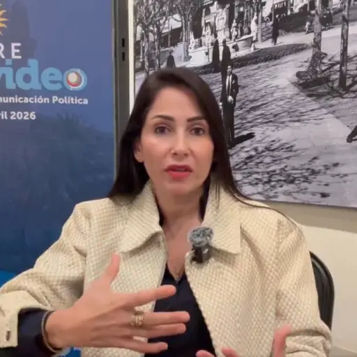 Luisa González niega asilo político y confirma su regreso a Ecuador