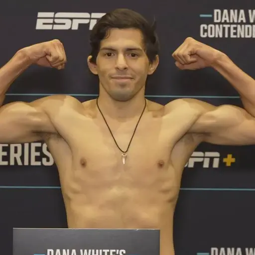 Adrián Luna Martinetti inicia este sábado su camino en la UFC ante Davey Grant 