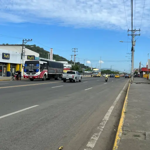Expansión comercial se consolida fuera del centro de Portoviejo