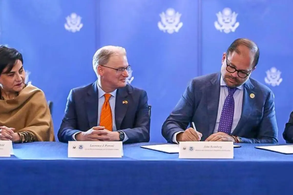 Gobierno del Ecuador y Estados Unidos firman memorando para reforzar la seguridad nacional.