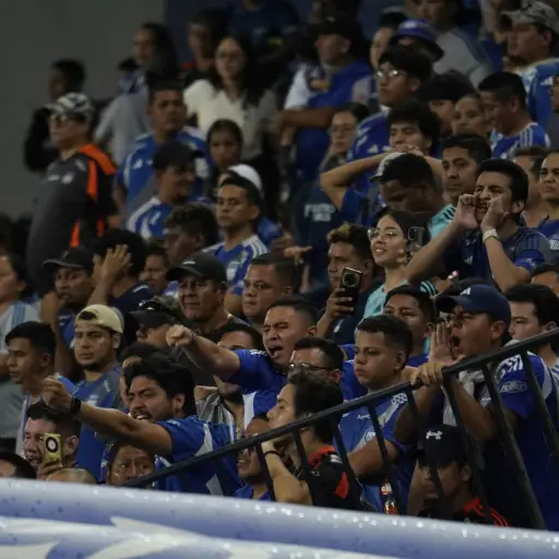 LigaPro multa a Emelec con .250 y cierra tribuna San Martín para partido contra Liga de Quito  