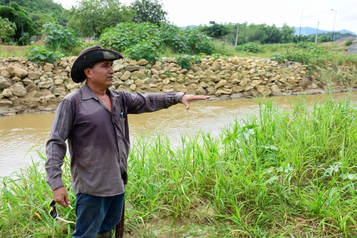 Denuncian taponamiento de alcantarilla pluvial en sector El Cady de Portoviejo, producción El Diario