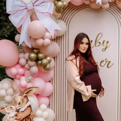 Dulce María publica primeras imágenes de su hija Fernanda en redes sociales