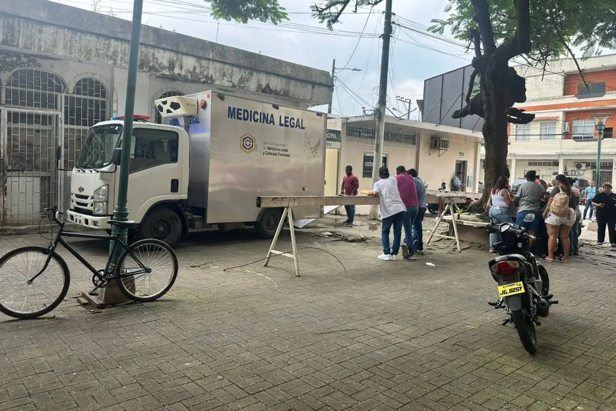 Urdaneta triple asesinato de una familia conmociona al cantón