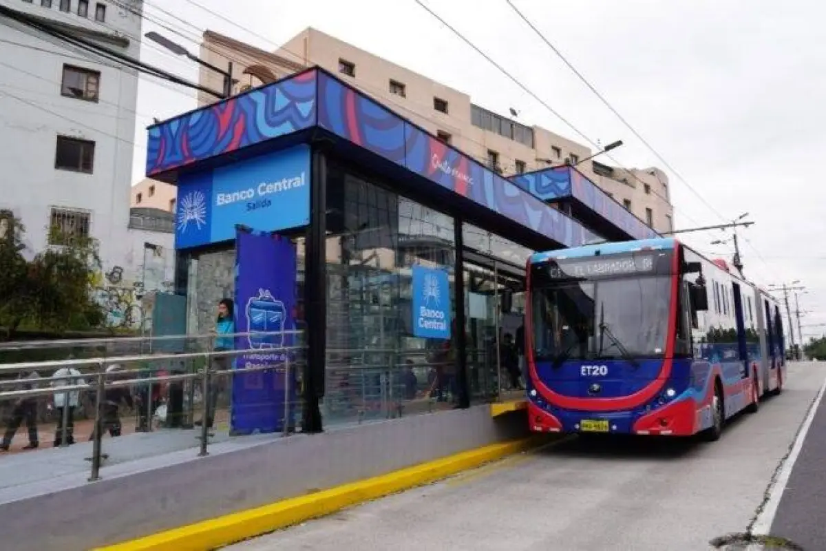 El sistema de transporte urbano de la capital., Cortesía