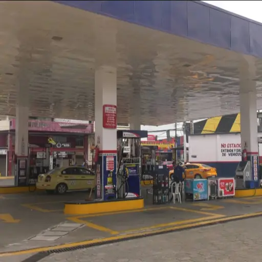 Cambio de gasolina en Portoviejo: usuarios migran de Súper a Ecopaís y aumentan fallas mecánicas