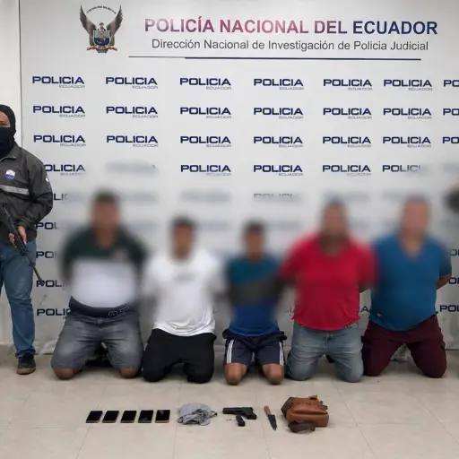 Golpe al robo de carreteras en Manabí: Así recuperaron un camión y capturaron a cinco sospechosos