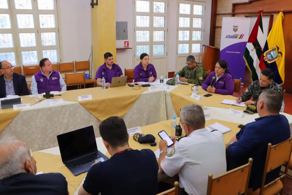 Autoridades coordinan despliegue integral en Manabí por feriado del Día del Trabajador