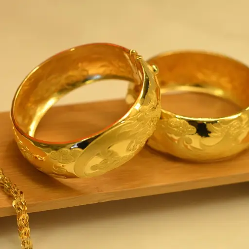 El oro se dispara: buena noticia si tiene joyas, mala si quiere comprar