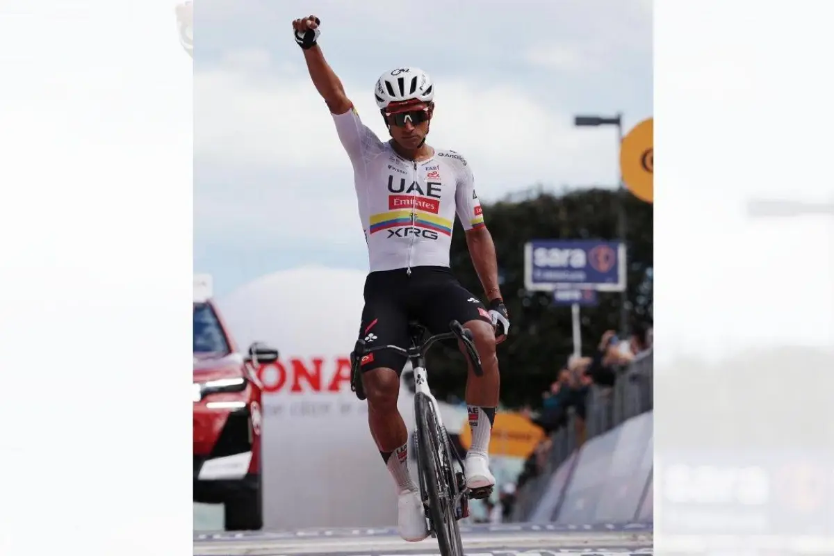 Jhonatan Narváez gana la octava etapa del Giro de Italia