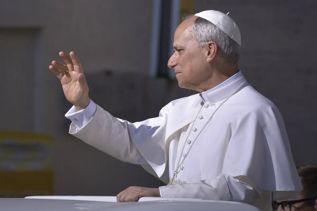 Papa León XIV durante un acto oficial