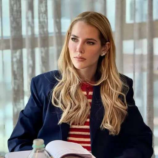 Universidad Hemisferios rompe el silencio sobre la graduación de Lavinia Valbonesi, primera dama de Ecuador