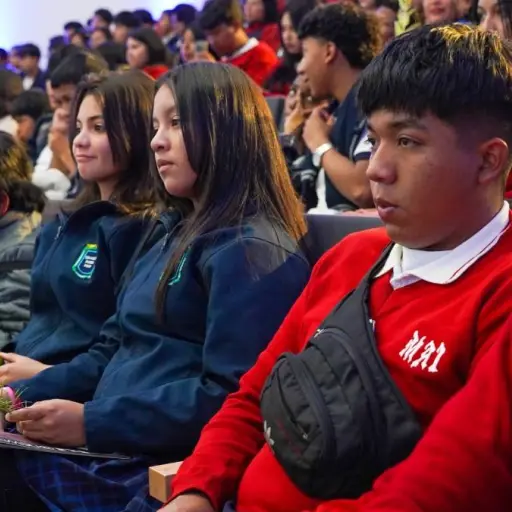 Toque de queda en Ecuador: Esto pasará con las jornadas educativas nocturnas tras finalizar la restricción