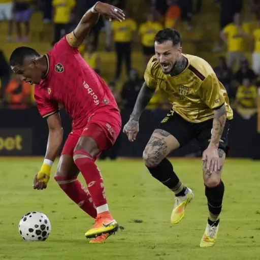 Barcelona SC derrota 3-0 a Aucas en Guayaquil y se mantiene en la pelea por la LigaPro