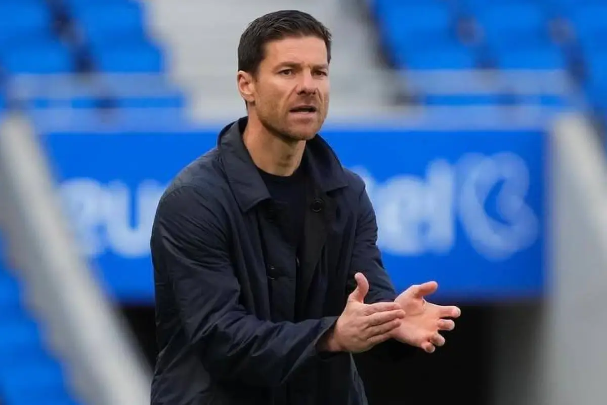 Xabi Alonso firmó por cuatro temporadas con el Chelsea